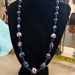 Vintage cloisonné floral necklace